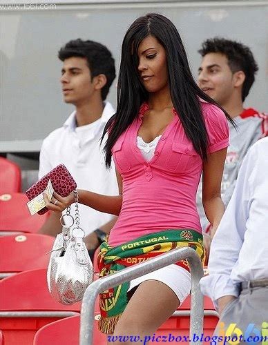 Beautiful Hottest And Cute Football Fans Piczbox