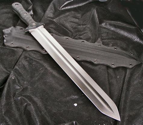 gladius   gagecustomknives  deviantart