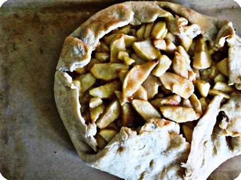 Jessica’s Rustic Apple Pie Finding Maddy Lu