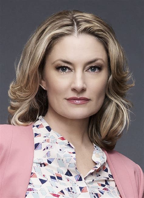 Mädchen Amick Her Religion Beliefs Politics And More