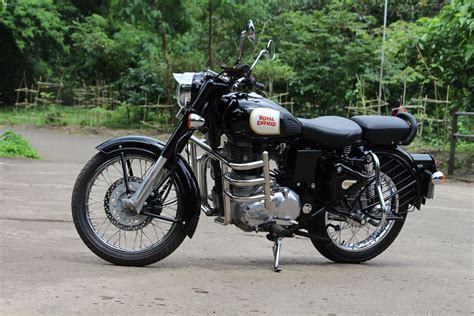 royal enfield  classic wallpapers wallpaper cave