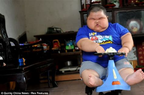Lu Hao Is 60kg Or 9 Stone At Three Years Old Daily Mail Online