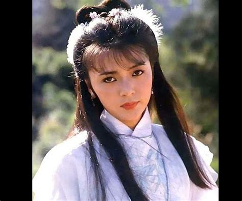 Hong Kong Actress 陳玉蓮 In 1983 Hong Kong Tv Series Return