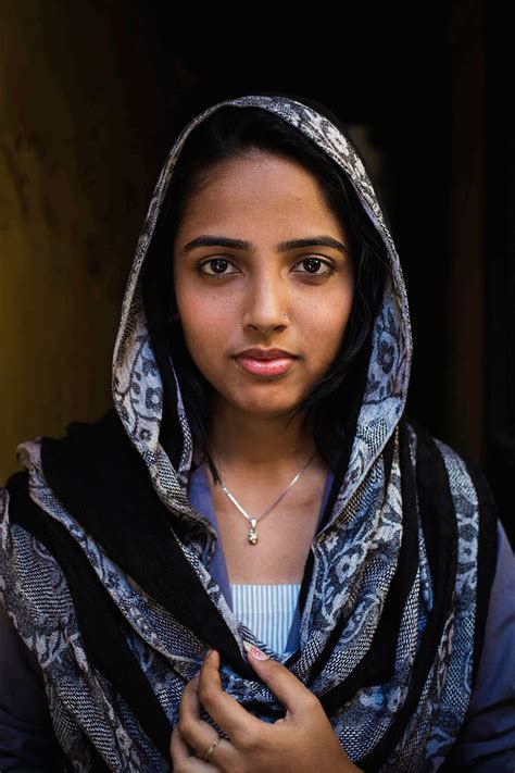 captivating portraits  indian women show beauty