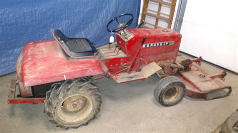 Gravely Mower Deck Stand The Friendliest Tractor All In One Photos