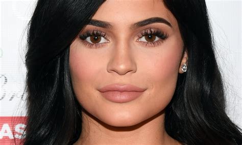 why did kylie jenner get lip injections she reveals the sad truth on