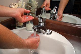 gross   percent  bathroom users wash hands correctly  science