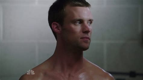 Jesse Spencer Shirtless In Chicago Fire S1e01 Shirtless Men At Groopii