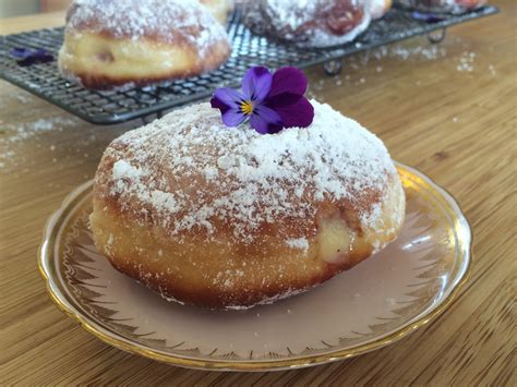 raspberry and custard doughnuts — sophie likes cake