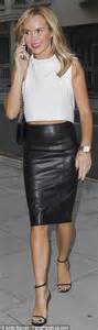 amanda holden shows off her toned legs in sexy leather skirt at the