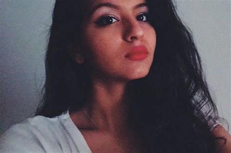 people are challenging arab beauty standards by taking selfies with