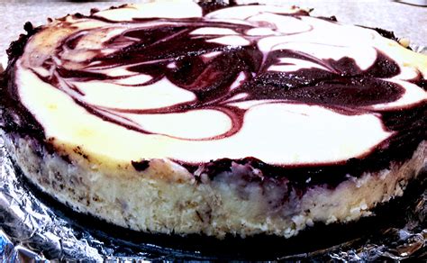 White Chocolate Raspberry Cheesecake With Oreo Crust