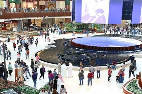 qatar mall receives  thousand visitors   opening day power international holding