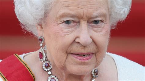 The Real Reason The Queen Rarely Cries In Public 41184 Hot Sex Picture