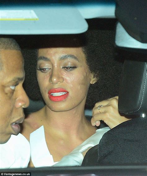 solange knowles shows clear complexion after breaking out in hives at wedding daily mail online