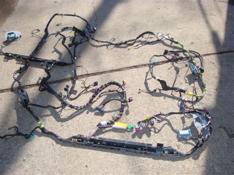 cadillac escalade factory oem floor chassis wire wiring harness plugs  sale  ebay