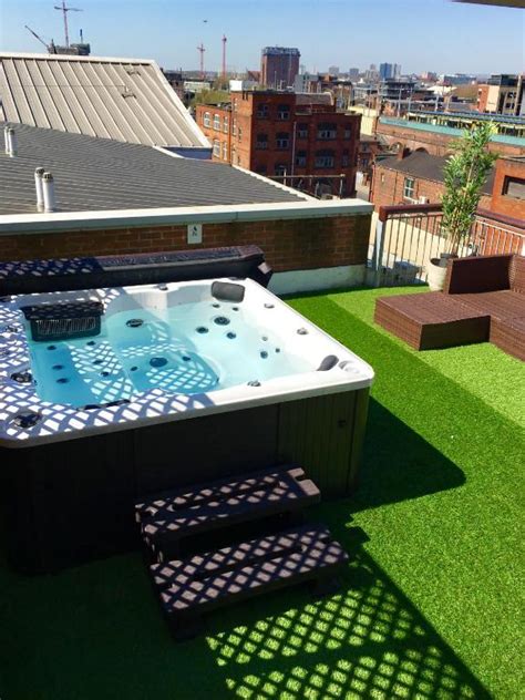 deansgate rooftop hot tub manchester uk