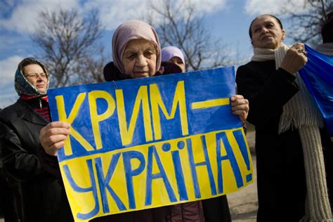 crimea s tartars muslim minority deported by stalin in the spotlight over ukraine s