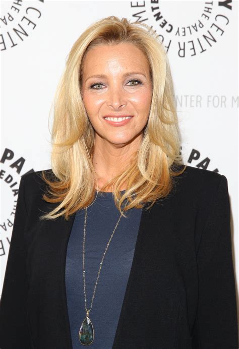 Lisa Kudrow To Join Scandal For Season 3 Guest Arc
