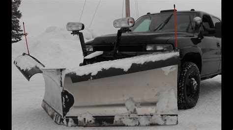 snow plowing silverado duramax dually  snowdogg vxf  plow youtube