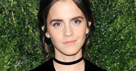 Emma Watson S 2016 Reading List Was Filled With Incredible Feminist