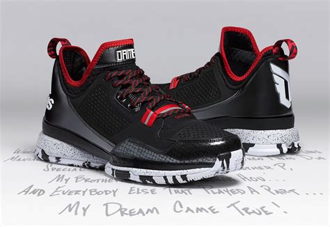 adidas  lillard  officially unveiled sneakers pictures  shoes  love  shoes