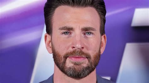 Captain America Star Chris Evans Named Sexiest Man Alive Ents And Arts