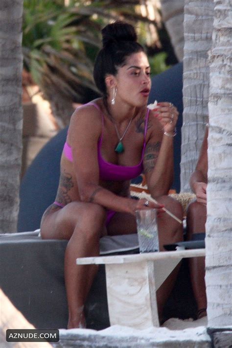 Aline Riscado Shows Off Her Figure In A Little Pink Bikini While