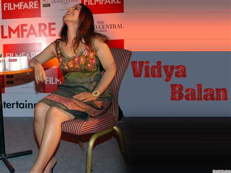 Unseen Tamil Actress Images Pics Hot Vidya Balan Sexy Boobs Showing Images