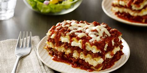 easy lasagna  meat  ricotta cheese