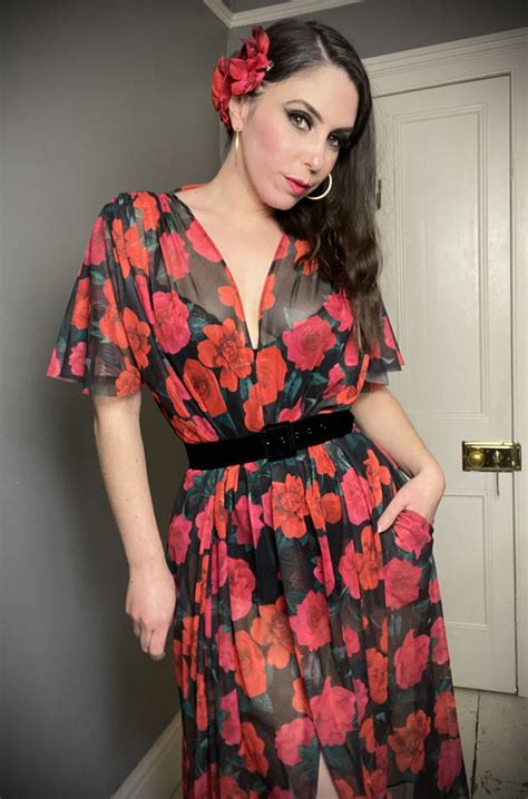 rosa claudia dress a 40s film noir inspired dress