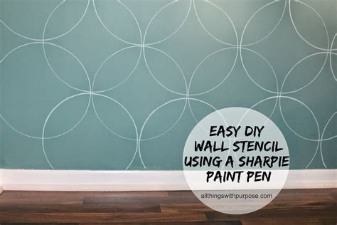 easy diy wall stencil   paint
