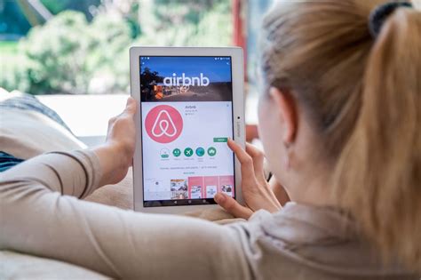airbnb stock fell  yesterdays  rally  fy results
