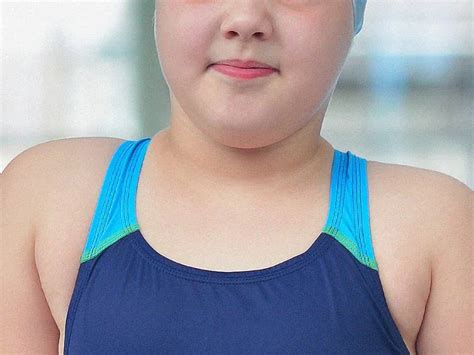 Obesity And Stress May Push Girls Puberty Earlier