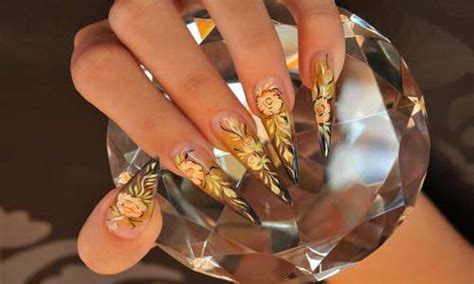 20 Impressive Nail Art Designs