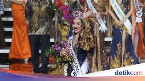 Pemenang Puteri Indonesia 2022 Laksmi Shari De Neefe Dari Bali