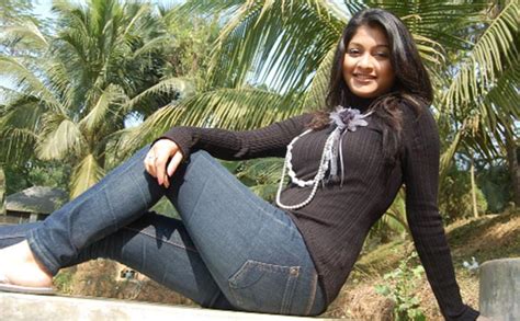 Sarika Bangladeshi Actress In Blue Jeans Hot Photoshoot