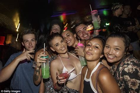 schoolies 2014 begins in bali what could possibly go wrong first pictures emerge from the kuta