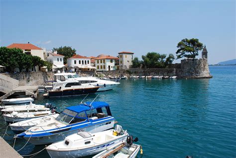 exploring nafpaktos venetian port and fortress transports you to another time