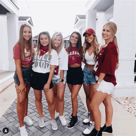 Game Day Outfits College College Game Day Essentials And Outfits