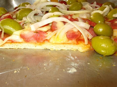 receita de massa de pizza deliciosa  facil tudogostoso