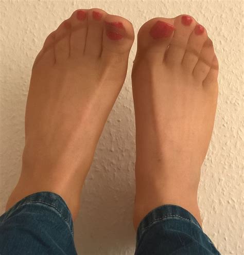 pin on nylon covered toes