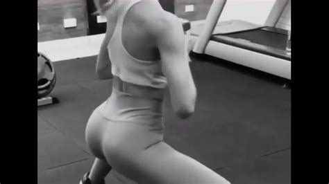 Candice Swanepoel In The Gym Working Her Tight Perfect