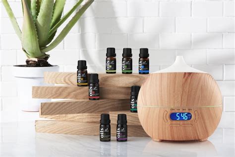 essential oils  create  relaxing zen spa  atmosphere