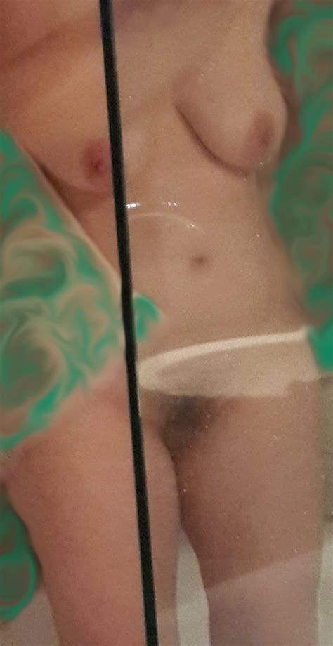 coleccion de sexo mi esposa saliendo de la ducha sex podofilia fetichismo de pies