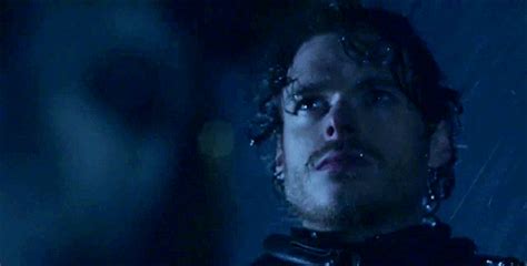 when he stands in the rain robb stark on game of thrones s popsugar entertainment photo 7