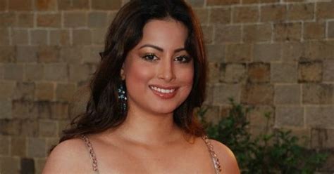 Indian Tv Actress Suvarna Jha Scandal Lip Kiss Smooch Sex