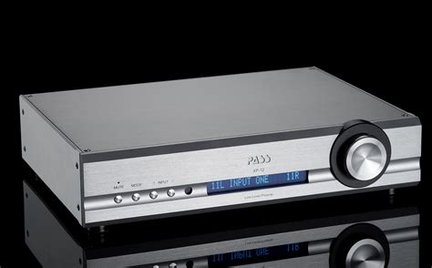 pass labs xp   level preamp refined audio