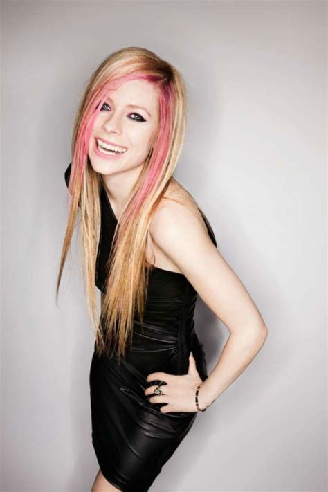 Avril Lavigne At Wild Rose Photoshoot Hawtcelebs