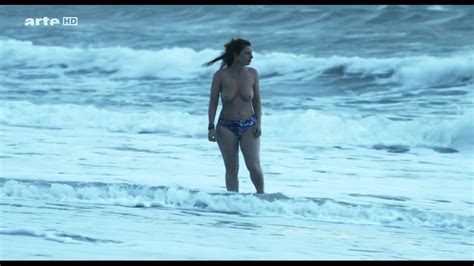 nude video celebs lola naymark nude au nom du fils 2015